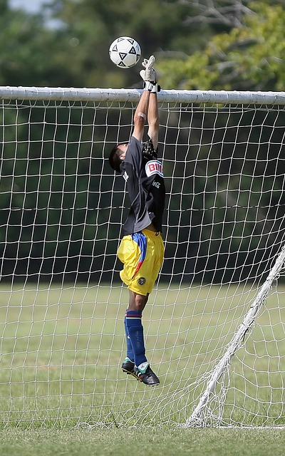 皇马与阿诺德方面已有多次接触,球员拒绝了所有续约提议.